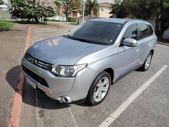 MITSUBISHI OUTLANDER 2.0 16V GASOLINA 4P AUTOMÁTICO